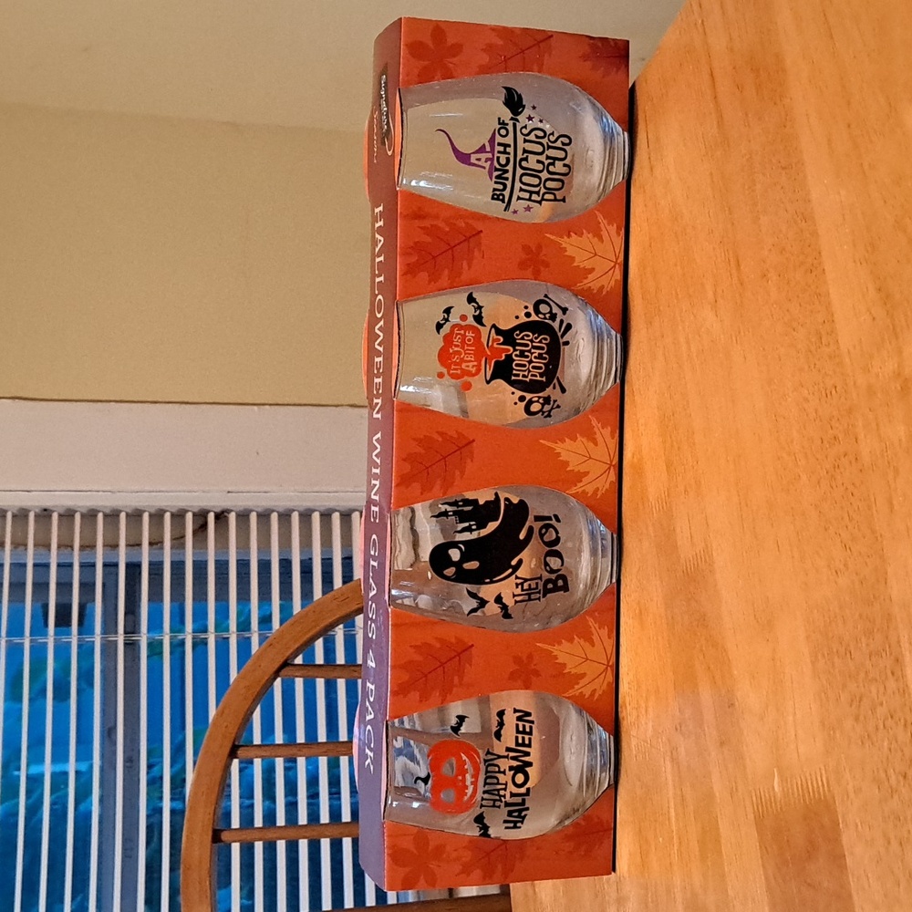 Halloween Stemless Wine Glasses 4 NIP Hocus Pocus Ghost Pumpkin Witch